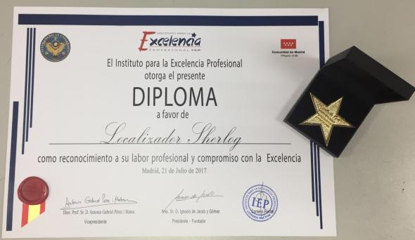 Estrella de Oro y Diploma